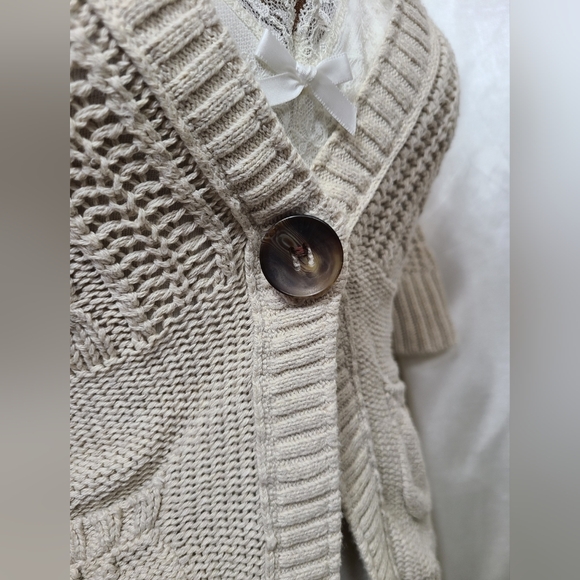 ♡ Y2K ♡ Hollister Cream Cableknit Hooded Cropped Babydoll Sweater - Picture 13 of 15